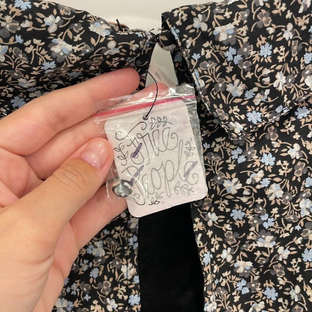 NWT Free People Mini Floral Dress with Puff Sleeve Size 4 - Picture 4 of 5